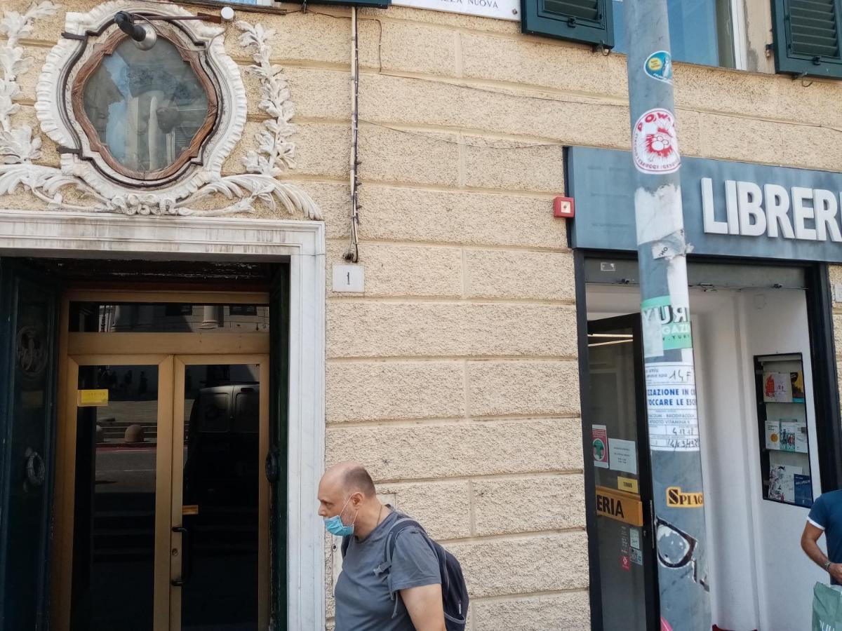 Bed And Breakfast " La Terrazza" Genoa Bagian luar foto